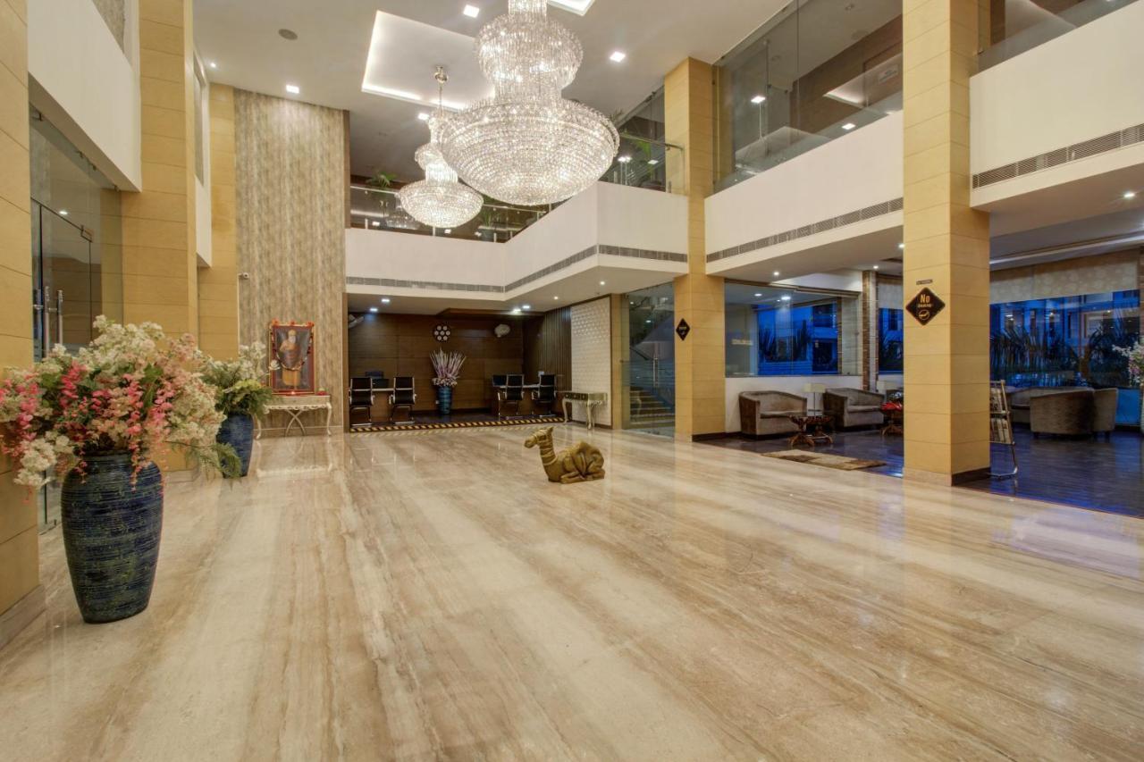 Oyo 3575 The Wave International Hotel Dzsamsedpur Kültér fotó