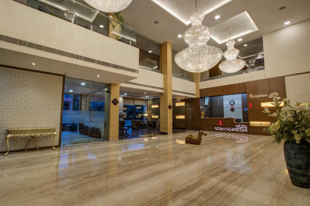 Oyo 3575 The Wave International Hotel Dzsamsedpur Kültér fotó