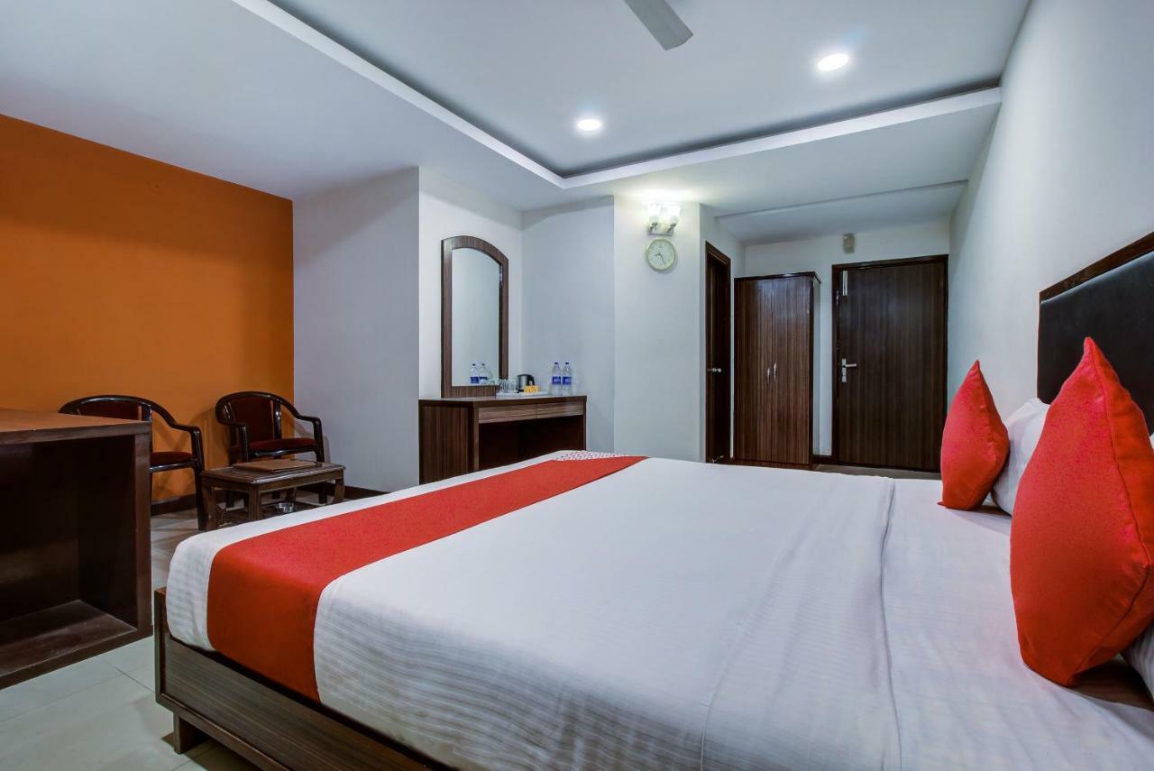 Oyo 3575 The Wave International Hotel Dzsamsedpur Kültér fotó
