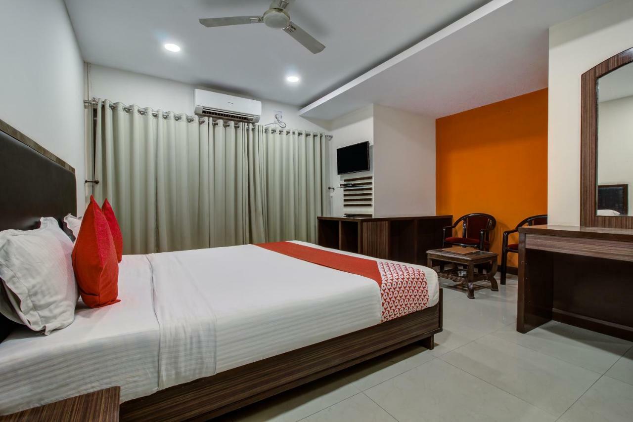 Oyo 3575 The Wave International Hotel Dzsamsedpur Kültér fotó